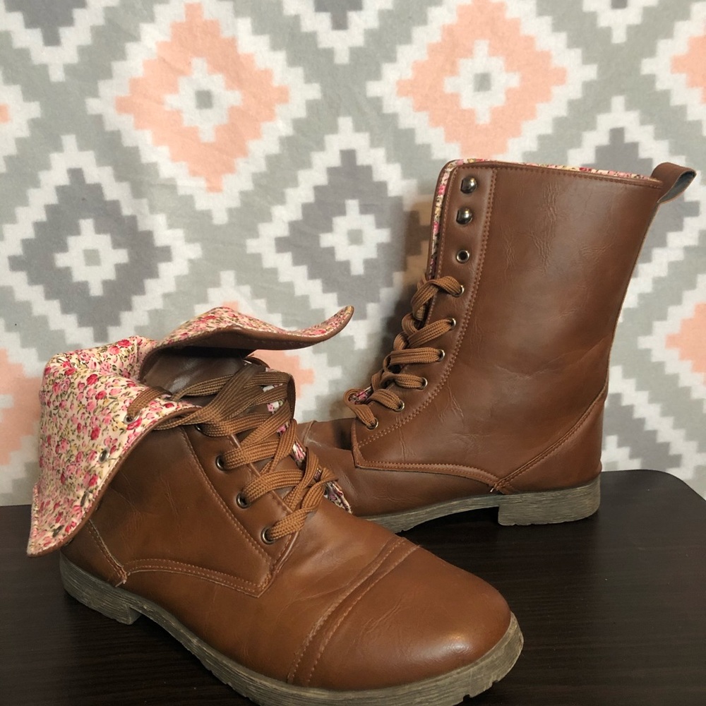 Brown/Tan Combat Boots